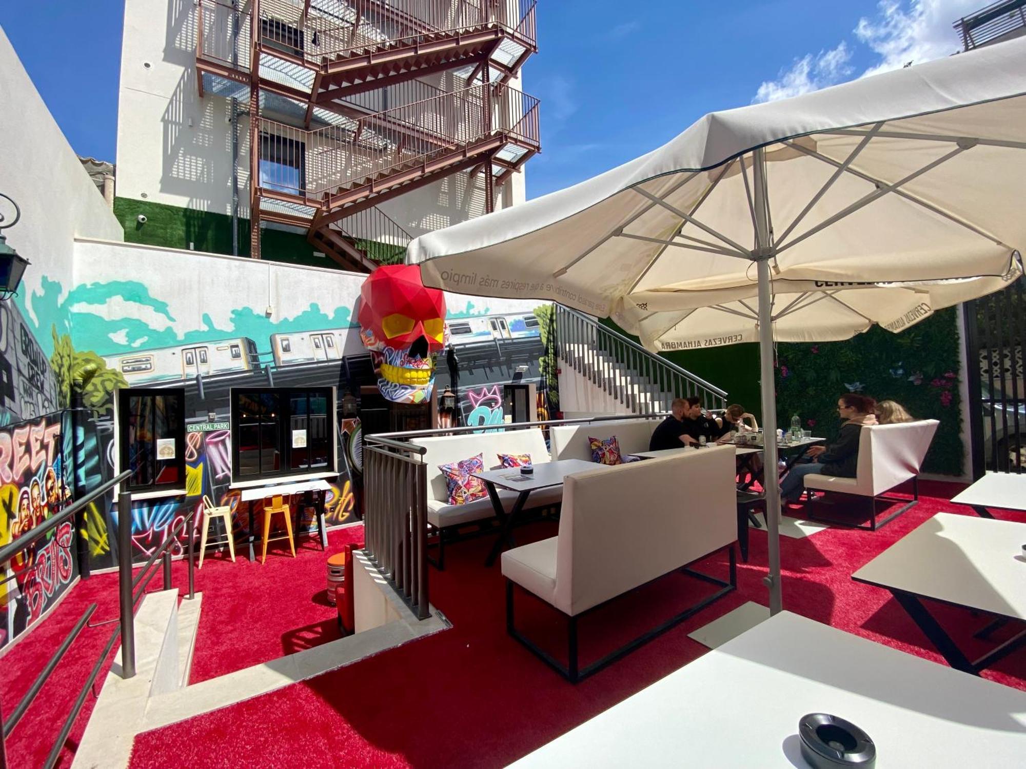 Hostel We Street - El Arenal-albergue Juvenil